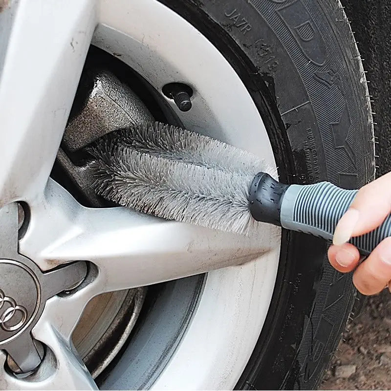 Tire Cleaning Brush